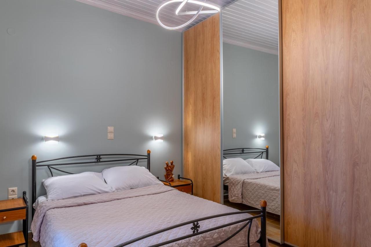 G.R Luxury Apartment Kalligoni Eksteriør bilde