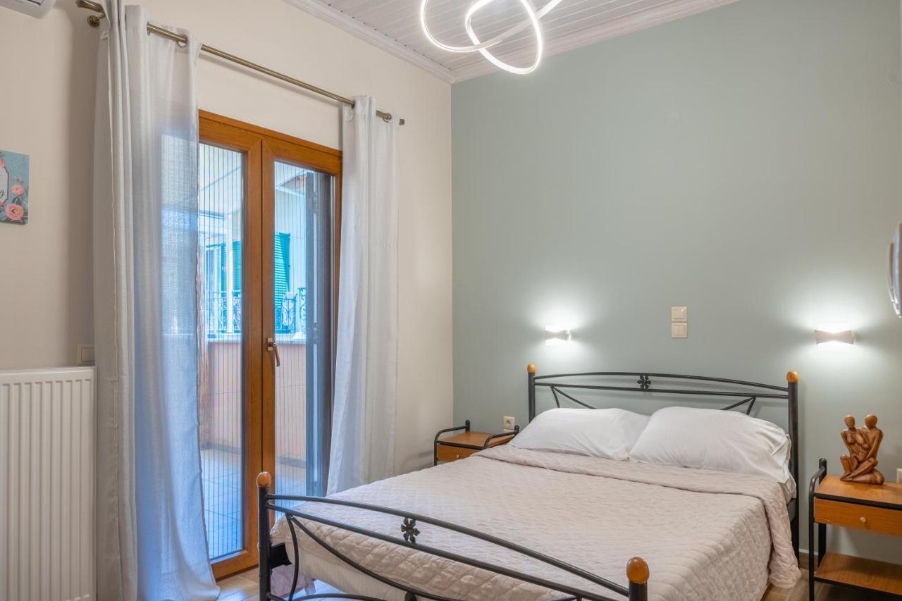 G.R Luxury Apartment Kalligoni Eksteriør bilde
